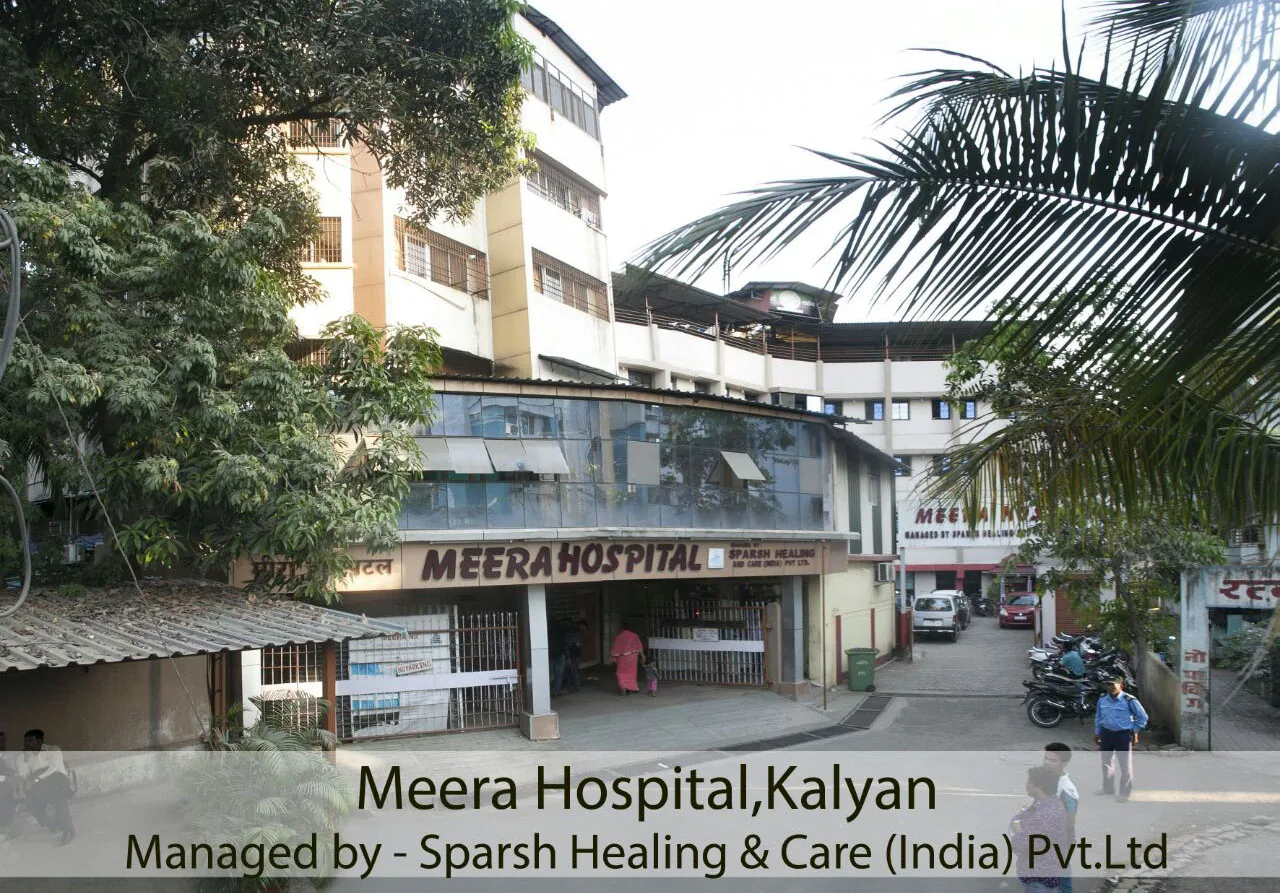 Front view of Meera Hospital, Kalyan — main entrance on Bail Bazaar